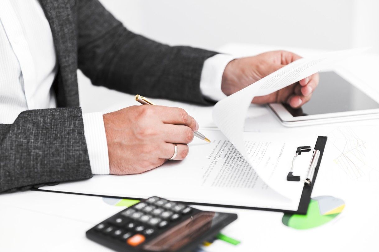 Payroll-outsourcing-Dubai-UAE.jpg